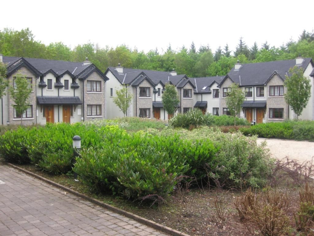 Дома для отпуска Lough Rynn Townhouse Self Catering Mohill-19